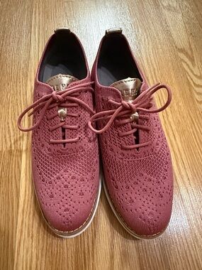 Cole Haan Knit Lace-Up Sneakers in Rosewood with Gold Accents size 5.5B